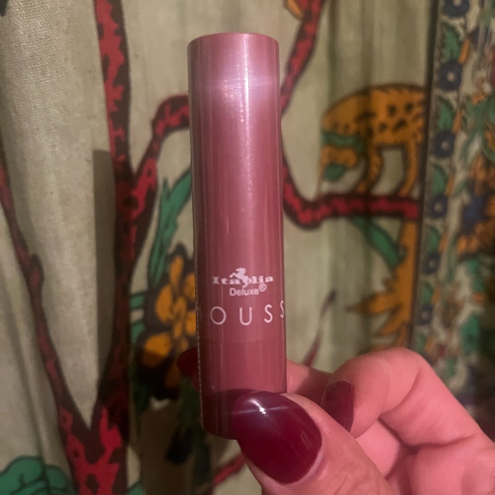✨Matte Mousse Lip Colors✨💄 - Picture 2 of 3